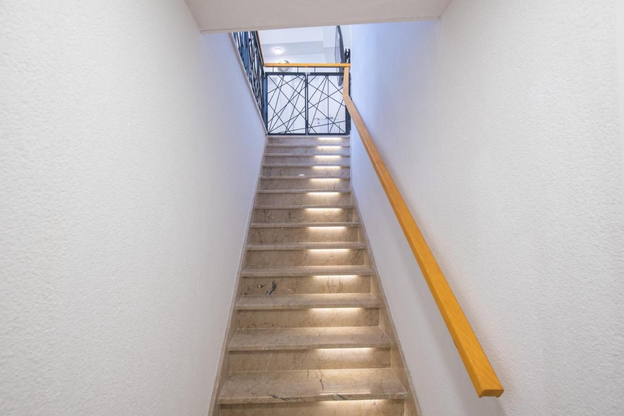 Apartmani Mara Kaštela Exterior foto