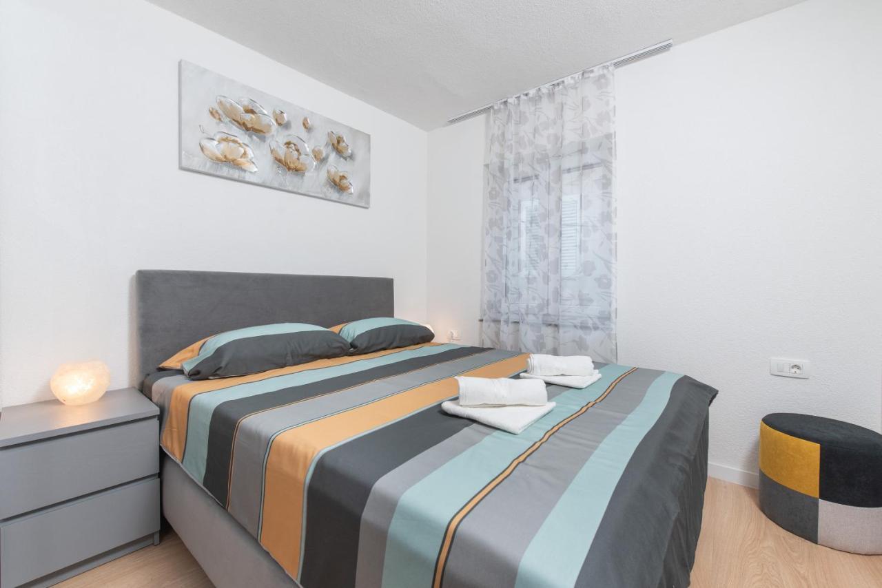 Apartmani Mara Kaštela Exterior foto