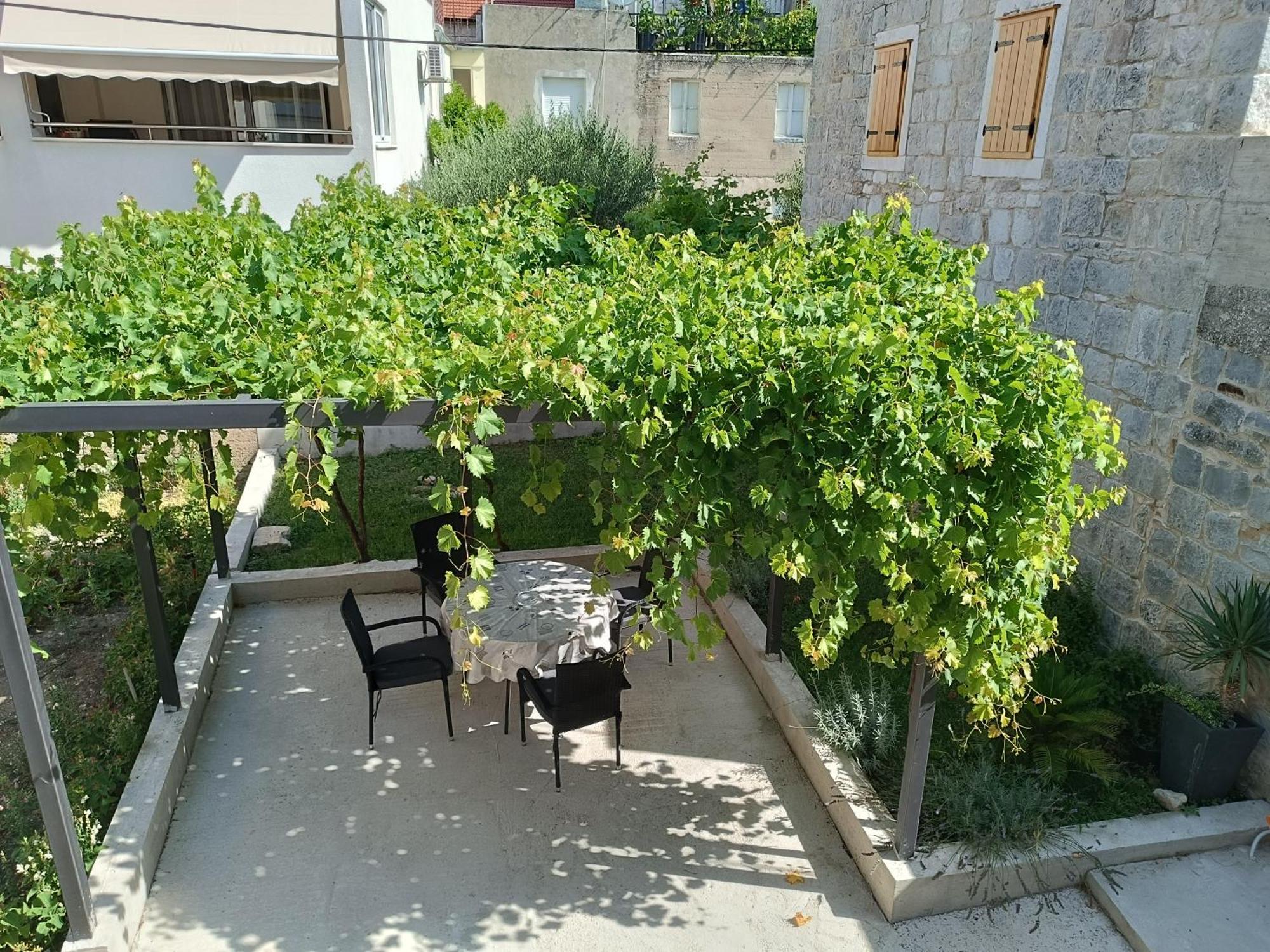 Apartmani Mara Kaštela Exterior foto